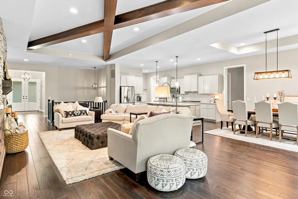 5059 Oak Ridge Trail Columbus, IN 47201