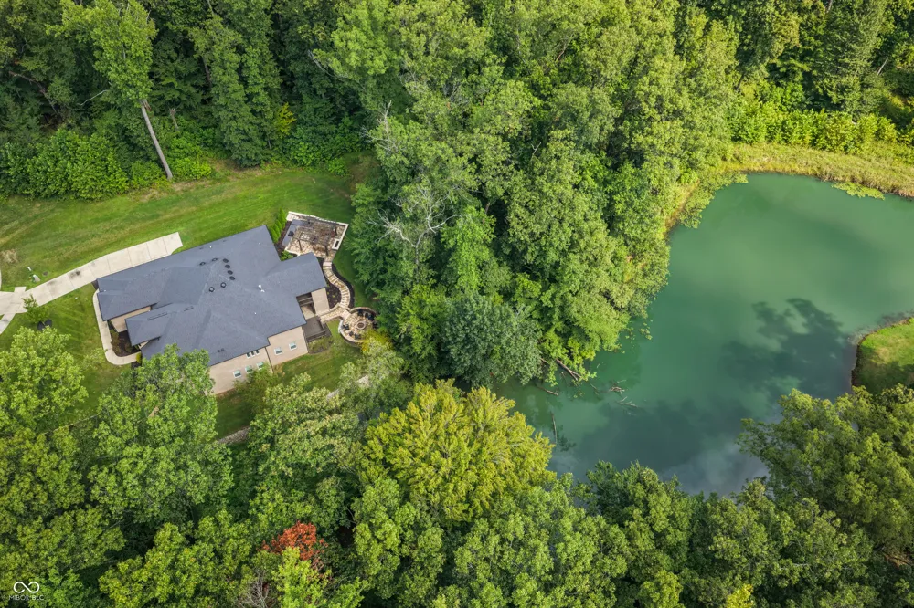 5059 Oak Ridge Trail Columbus, IN 47201