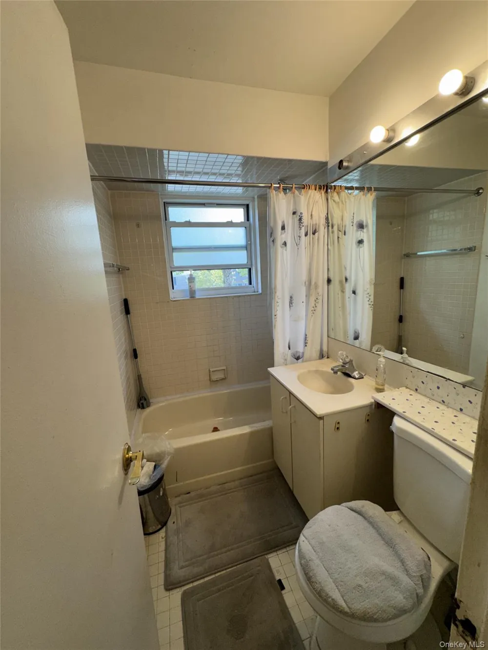 150-33 Jewel Avenue #303B Flushing, NY 11367