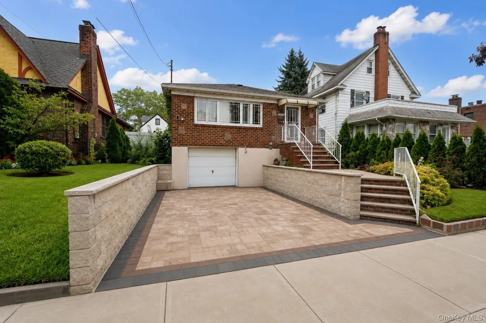 13945 227th Street Laurelton, NY 11413