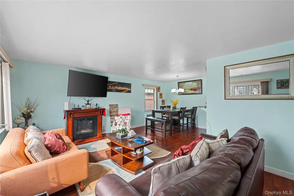 13945 227th Street Laurelton, NY 11413