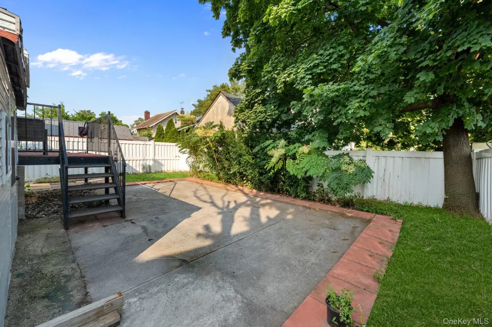 13945 227th Street Laurelton, NY 11413