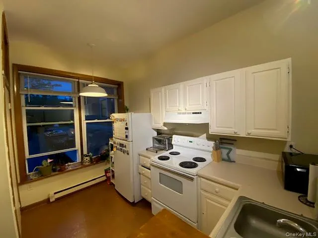 257 Main St. #257B Beacon, NY 12508