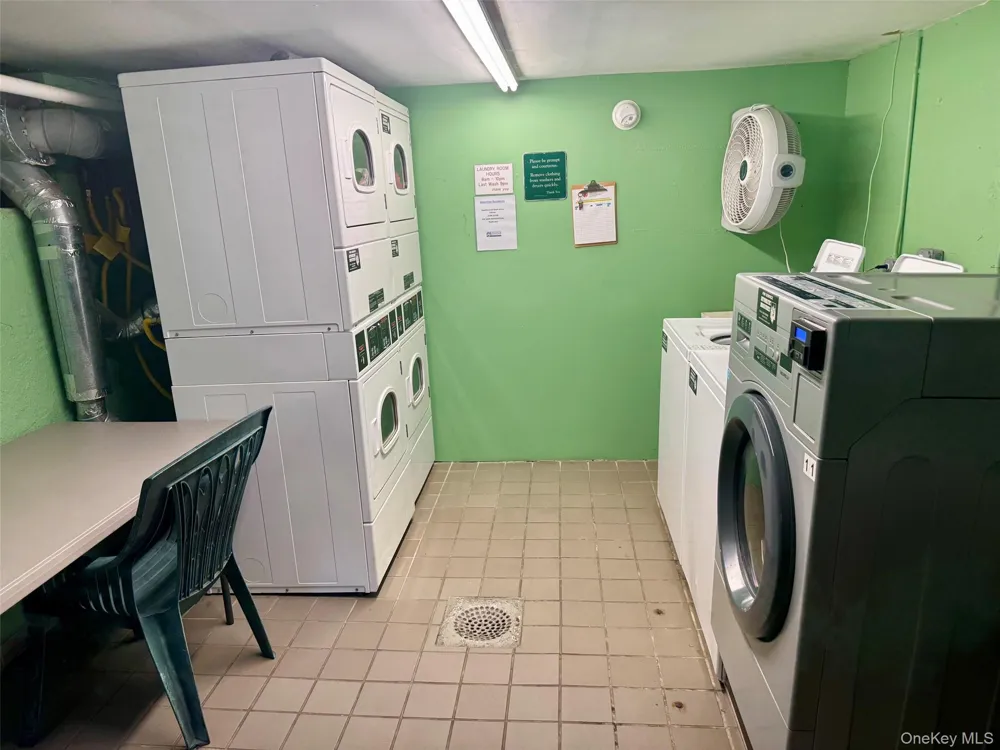 1600 Grand Avenue #R3 Baldwin, NY 11510