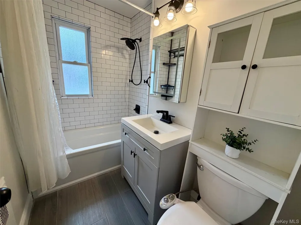 1600 Grand Avenue #R3 Baldwin, NY 11510