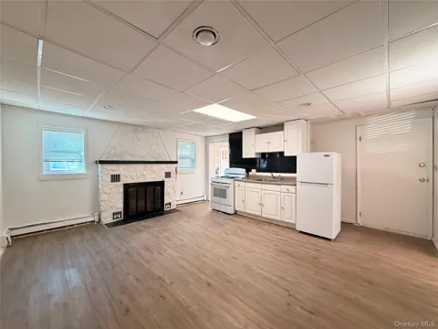 196 Rock Hill Drive #3