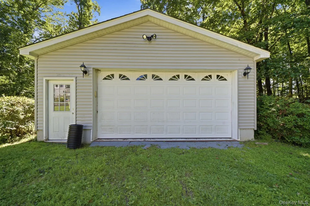 24 Van Dam Road Hyde Park, NY 12538