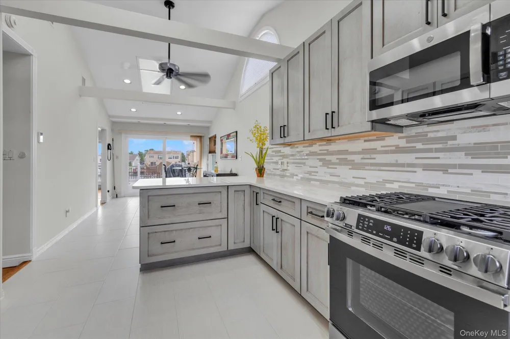 2072 Legion Street Bellmore, NY 11710