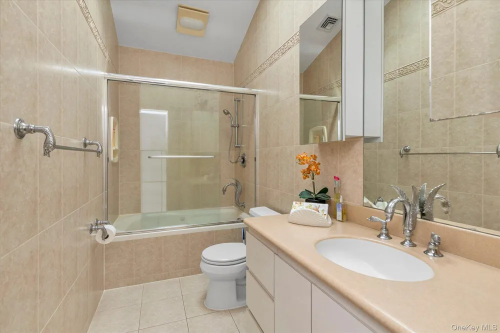 2072 Legion Street Bellmore, NY 11710