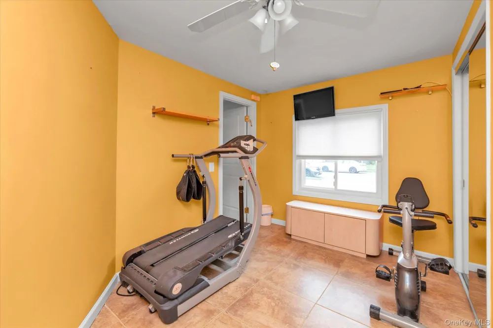 2072 Legion Street Bellmore, NY 11710