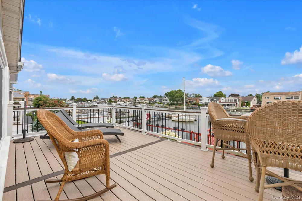 2072 Legion Street Bellmore, NY 11710