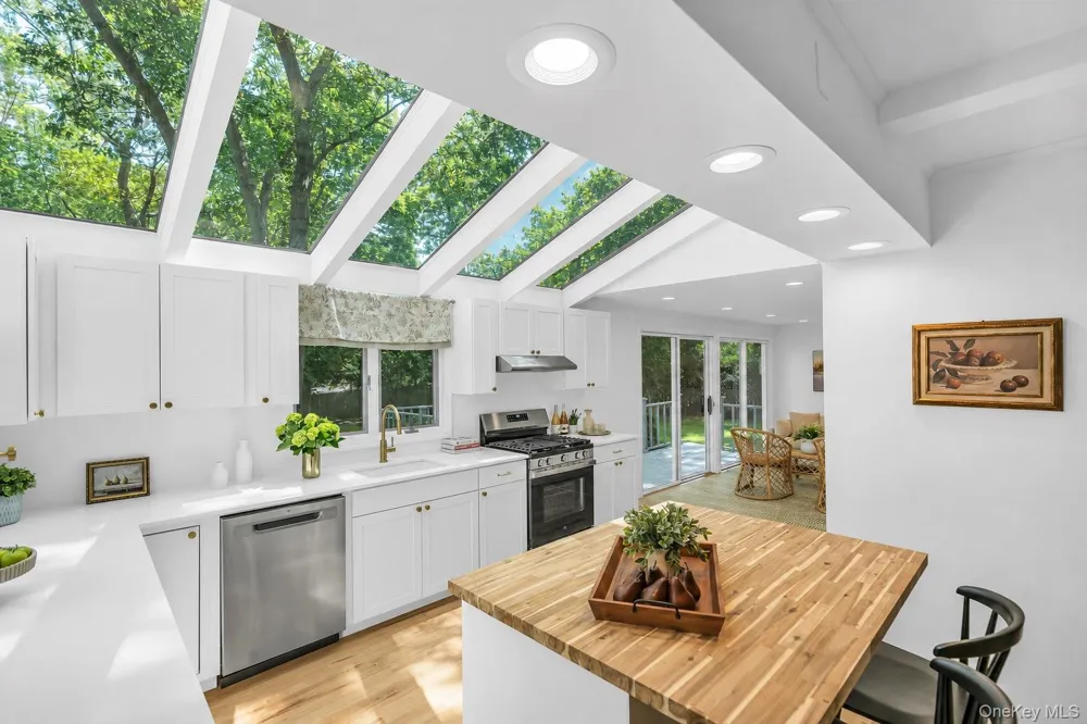 275 Pinewood Road Cutchogue, NY 11935
