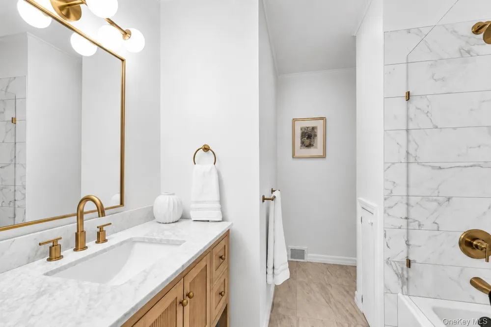 275 Pinewood Road Cutchogue, NY 11935