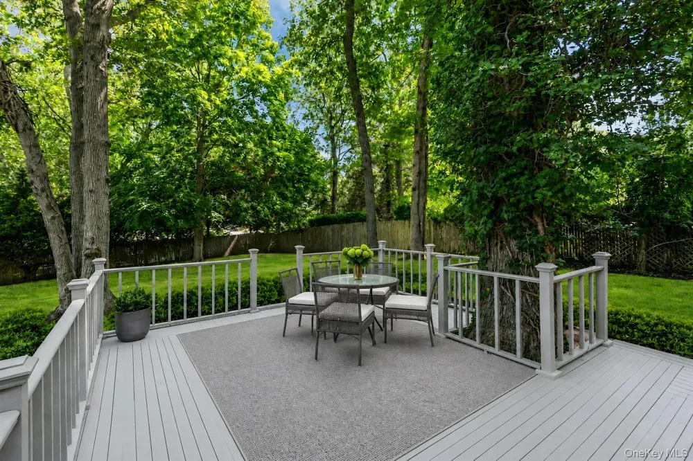 275 Pinewood Road Cutchogue, NY 11935