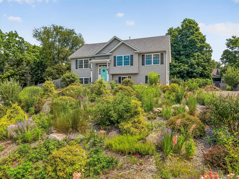 1 Bell Way Chester, NY 10918