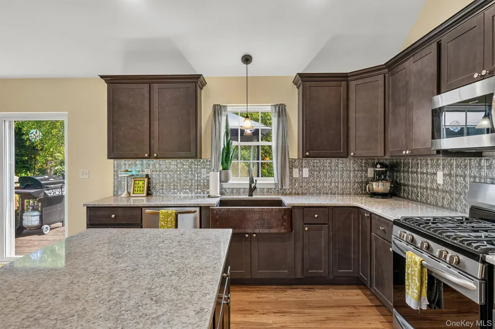1 Bell Way Chester, NY 10918
