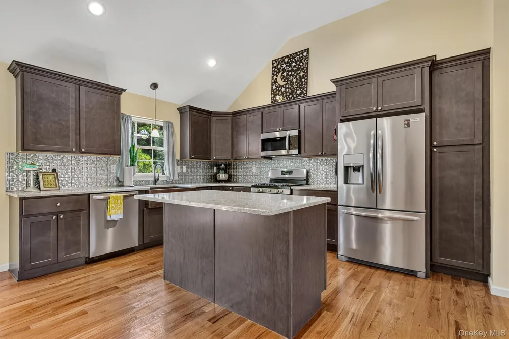 1 Bell Way Chester, NY 10918