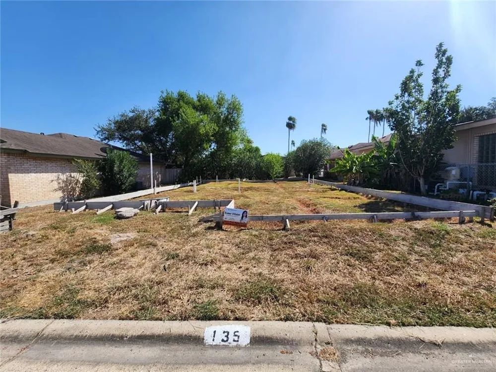 135 Willow Circle Harlingen, TX 78552