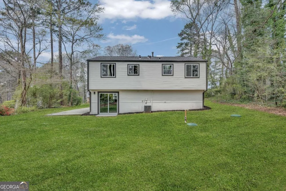 3394 Dearwood DR SW Lilburn, GA 30047