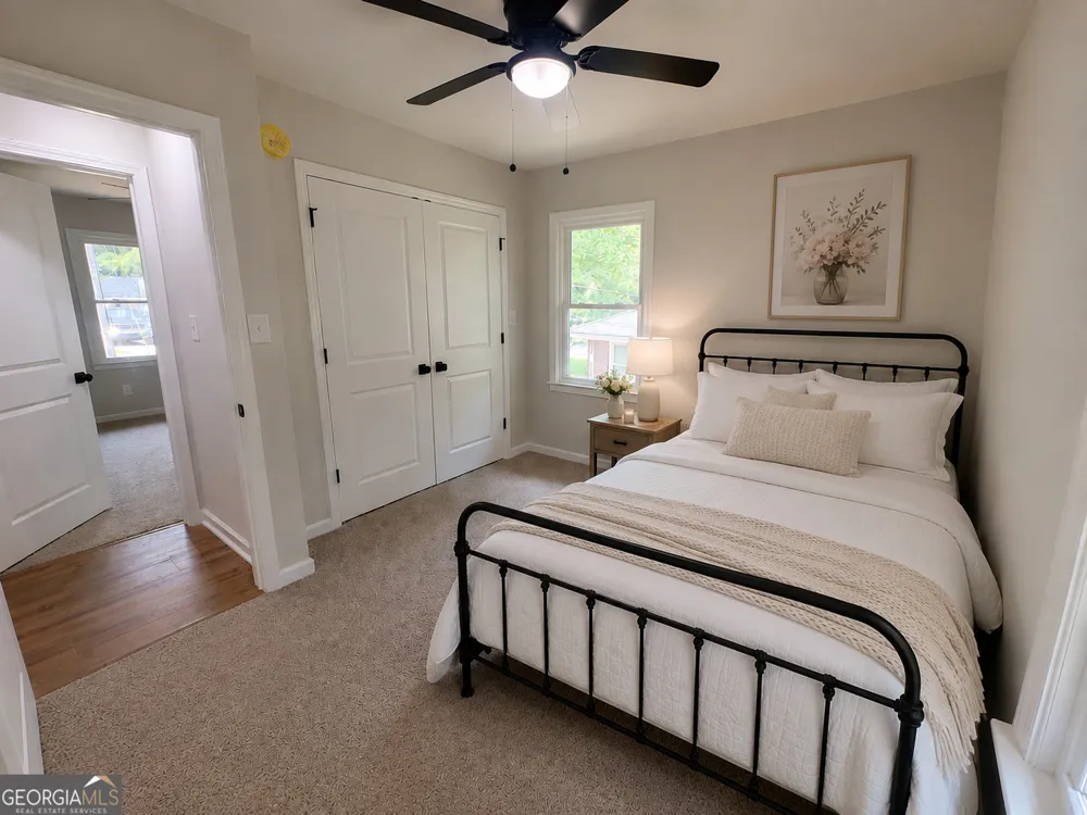 237 S Myrtle ST Winder, GA 30680