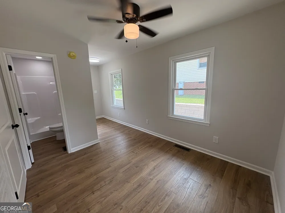 237 S Myrtle ST Winder, GA 30680