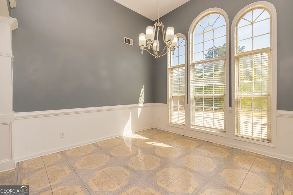 230 Hidden Brook TRL Fayetteville, GA 30215