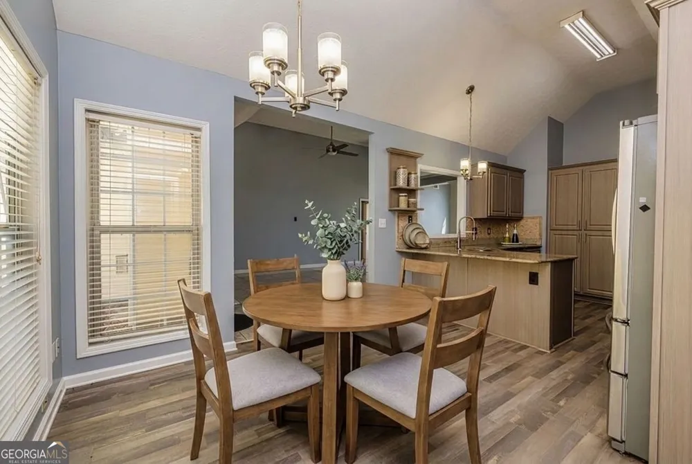 230 Hidden Brook TRL Fayetteville, GA 30215