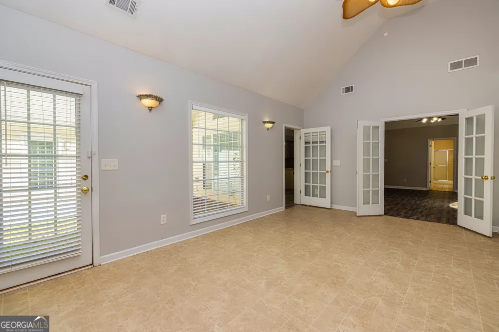 230 Hidden Brook TRL Fayetteville, GA 30215