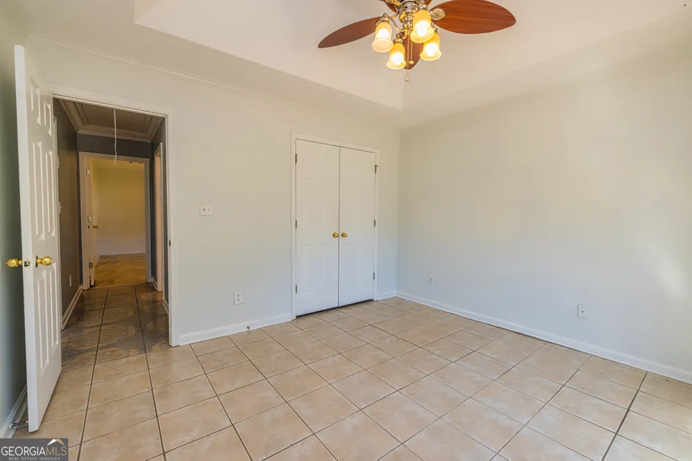 230 Hidden Brook TRL Fayetteville, GA 30215