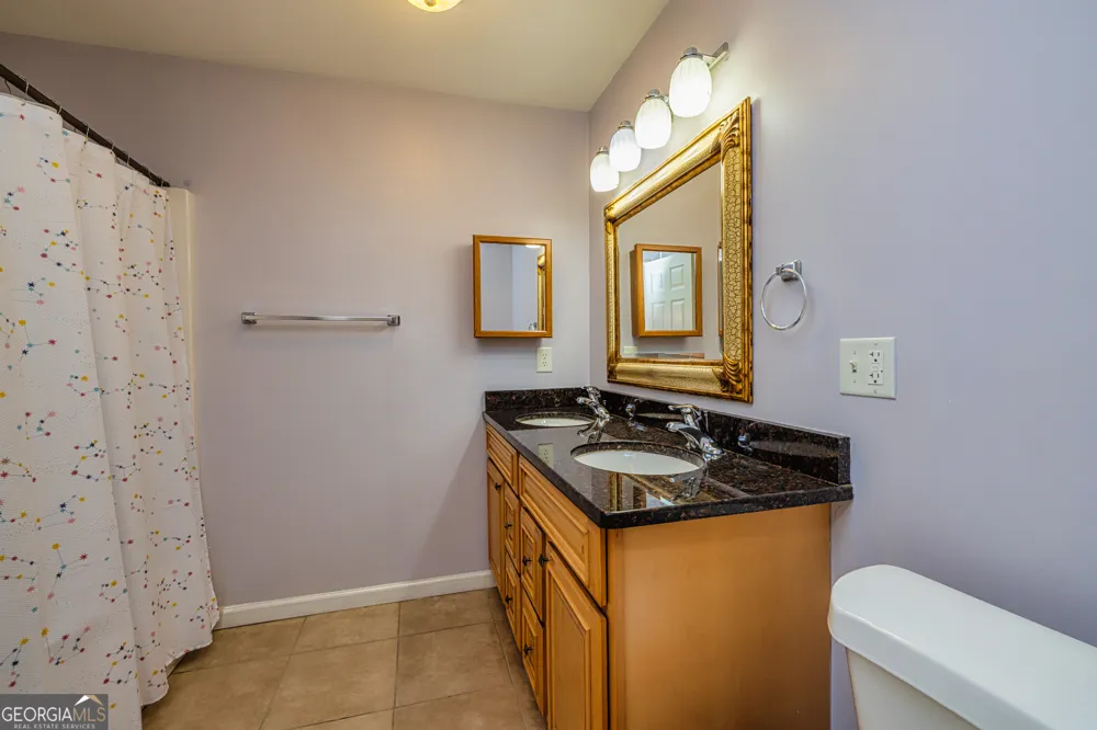 230 Hidden Brook TRL Fayetteville, GA 30215