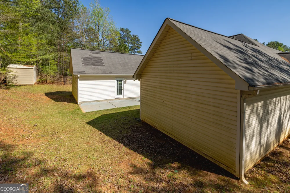 230 Hidden Brook TRL Fayetteville, GA 30215