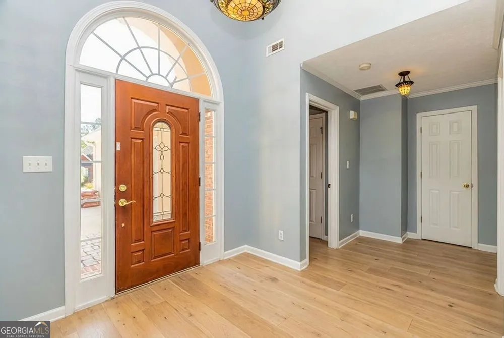 230 Hidden Brook TRL Fayetteville, GA 30215