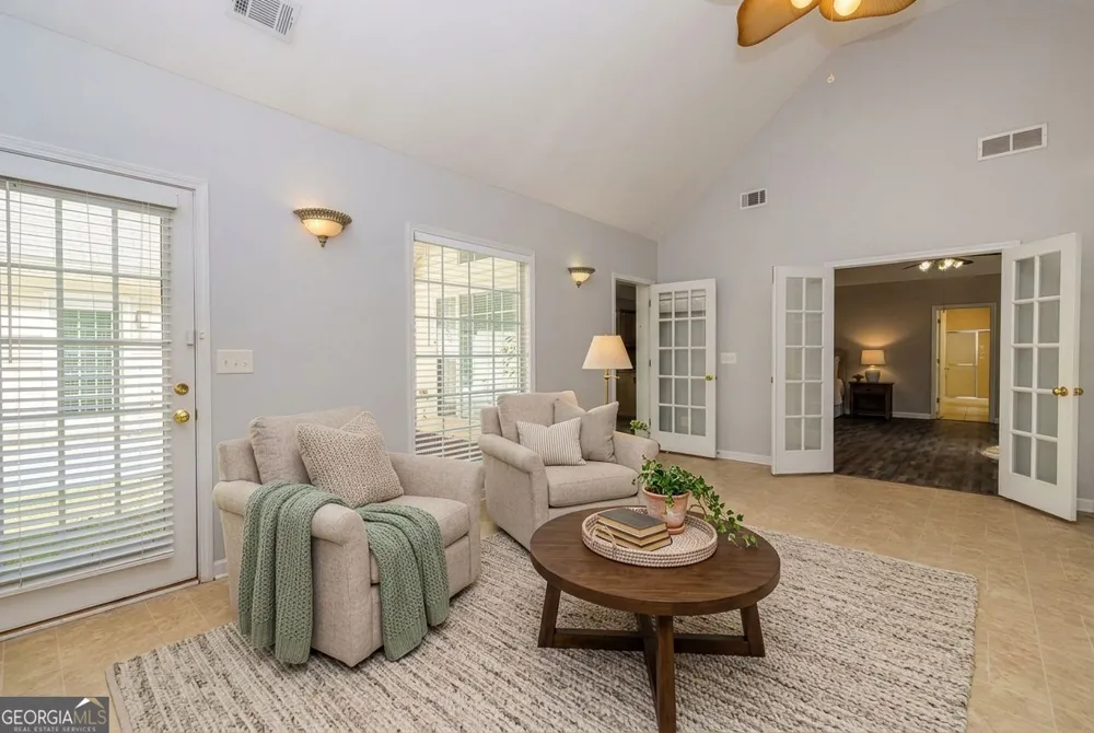 230 Hidden Brook TRL Fayetteville, GA 30215
