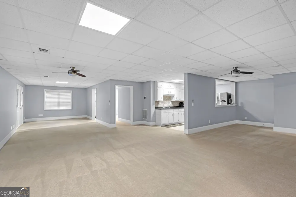 151 Dumar LN Hoschton, GA 30548