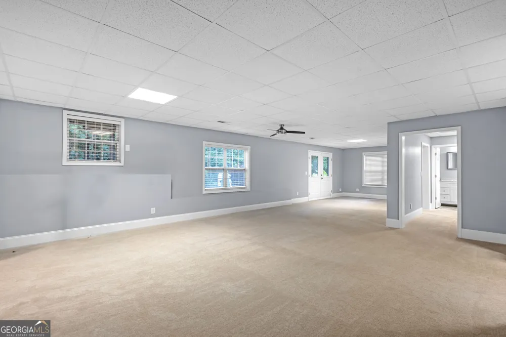 151 Dumar LN Hoschton, GA 30548