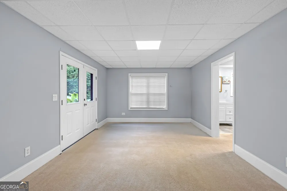 151 Dumar LN Hoschton, GA 30548