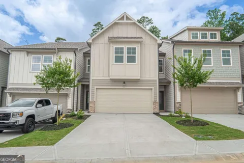 411 Summit View LN