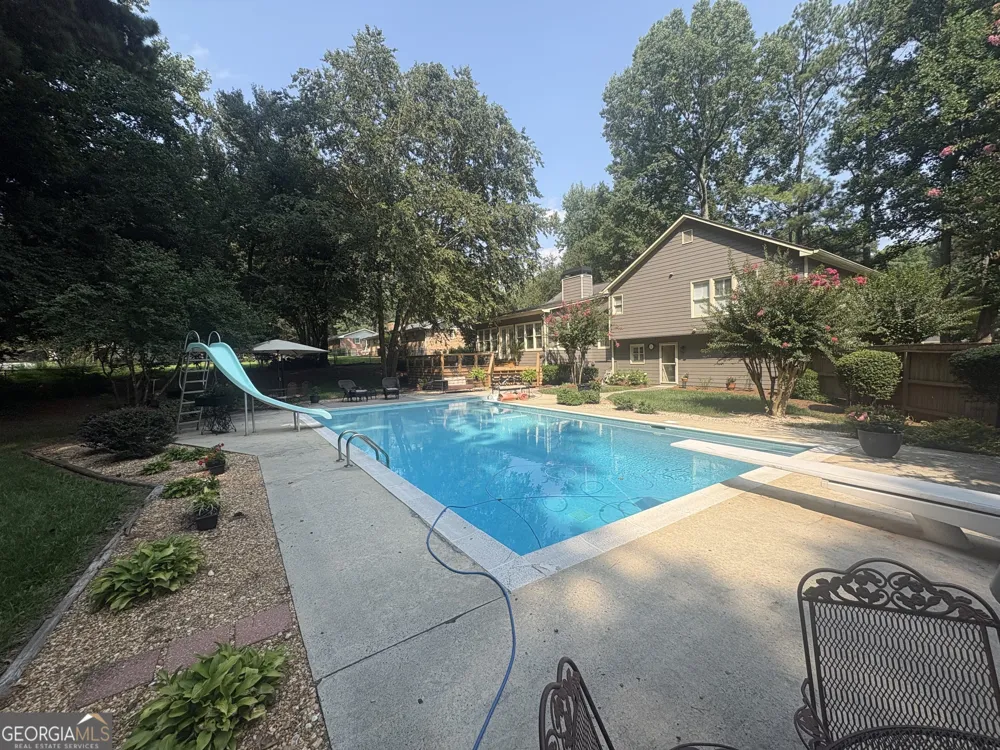2759 Lanier DR Snellville, GA 30078