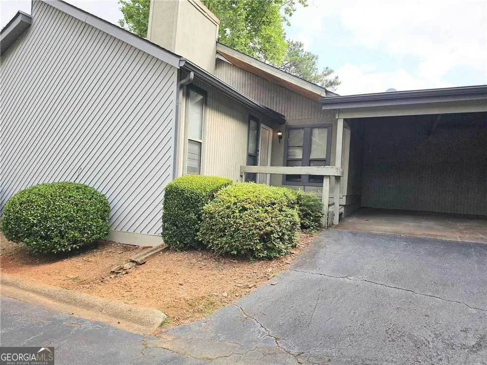 5025 Highland Club DR Marietta, GA 30068