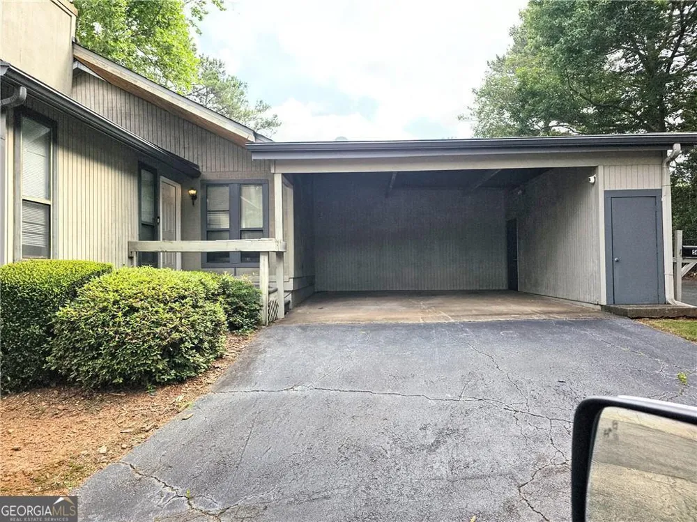 5025 Highland Club DR Marietta, GA 30068