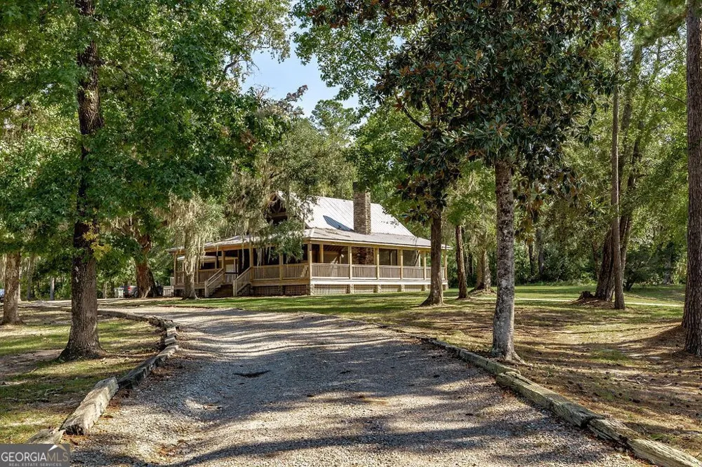 381 Shoreline DR Kingsland, GA 31548