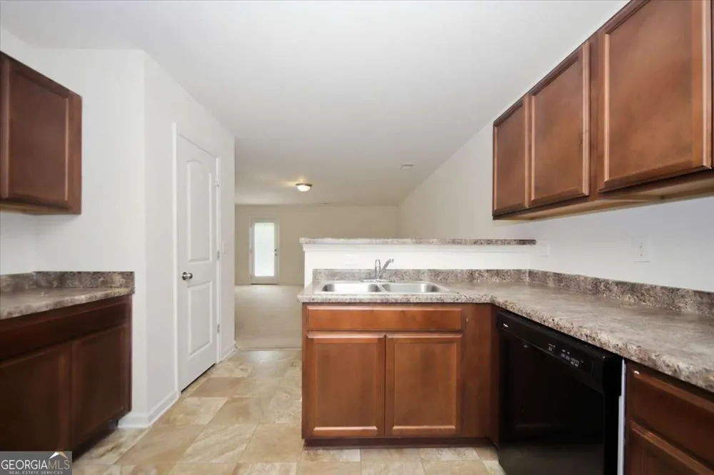 2543 Piering DR Lithonia, GA 30038