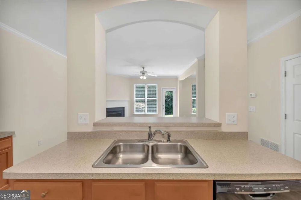 175 Sunset LN Woodstock, GA 30189