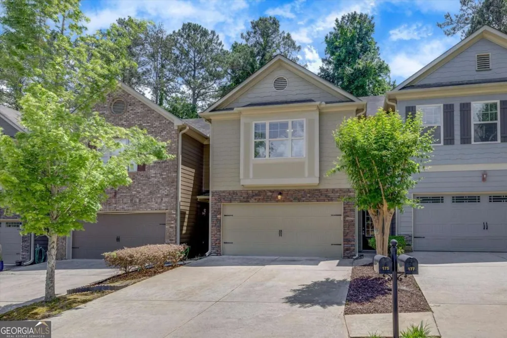 175 Sunset LN Woodstock, GA 30189