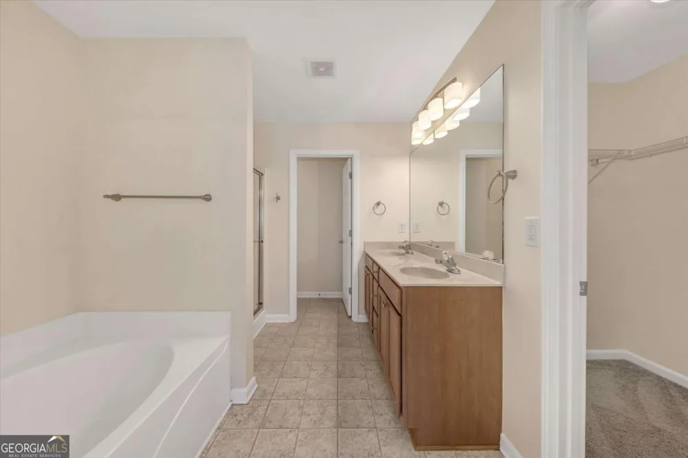175 Sunset LN Woodstock, GA 30189