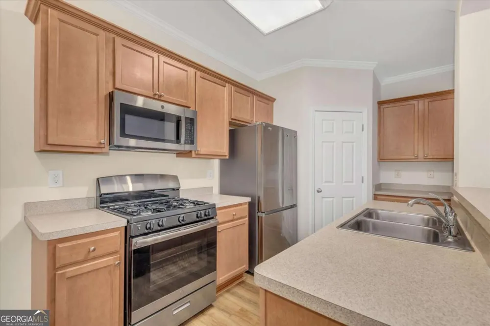 175 Sunset LN Woodstock, GA 30189
