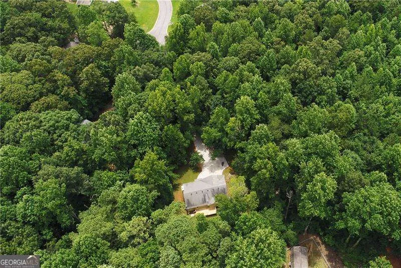 127 Angela LN Dallas, GA 30132