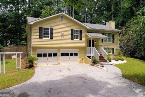 127 Angela LN