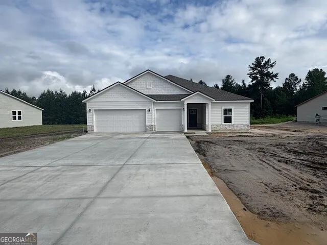 400 Shoreline DR Kingsland, GA 31548