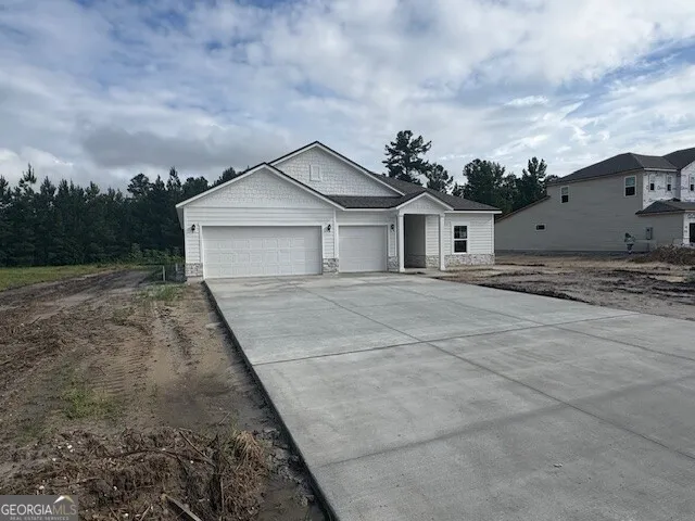 400 Shoreline DR Kingsland, GA 31548